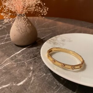 [국내배송]반클리프 빼를리 뱅글팔찌