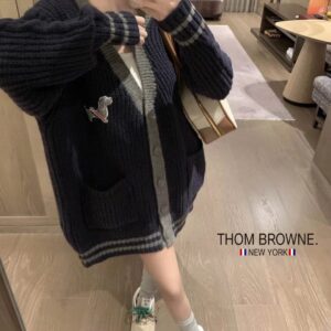 [국내배송]톰브라운 헥터자수패치니트