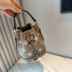 [국내배송]루이비통 나노 노에 미니 앙프렝뜨 버킷백