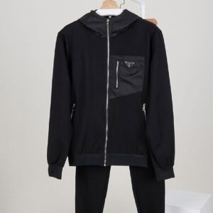 [국내배송]프라다 남성 테크니컬 리나일론 코튼 후드자켓 & 코튼 밴딩 조거 팬츠 셋