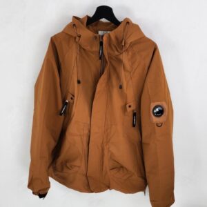 [국내배송]CP 컴퍼니 이클립스 후드 윈드 브레이커