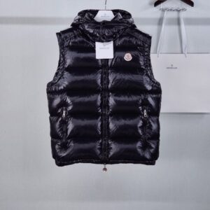 [국내배송]몽클레어 보르메스 후드 패딩조끼