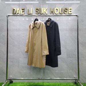 [국내배송]버버리 캠튼 카코트