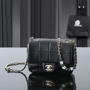 [국내배송]샤넬 퀄팅 크로스