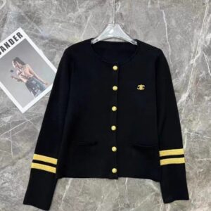 [국내배송]셀린느 골드버튼 로고가디건