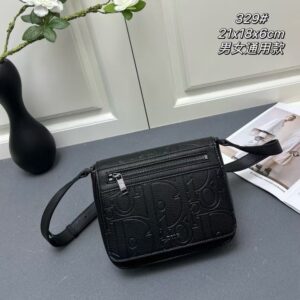 [국내배송]디올 플랩 메신져 백