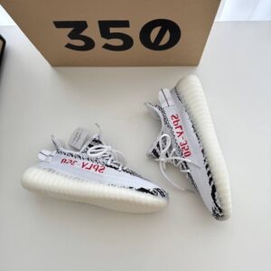 [국내배송]이지부스트 350V2 지브라