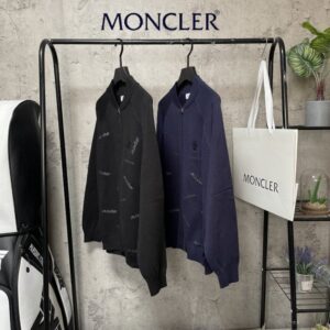 [국내배송]몽클레어 로고 집업니트