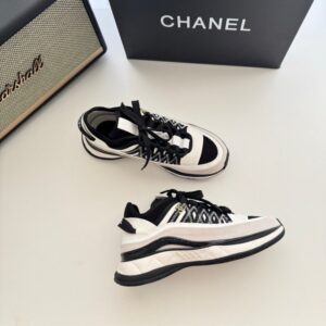 [국내배송]샤넬 코코마크 패브릭 스니커즈