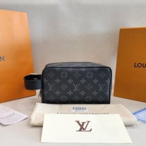 [국내배송]루이비통 돕 키트 클러치 블랙 M83113