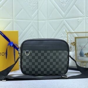 [국내배송]루이비통 트로카데로 메신저백