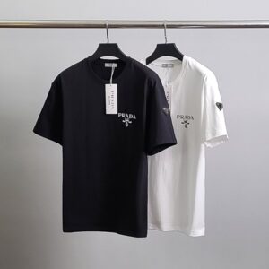 [국내배송]프라다 로고레터링 코튼 반팔티