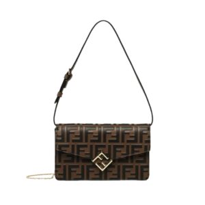 [프리미엄/해외배송]펜디 바게트 체인 다이아몬드 WOC(브라운)